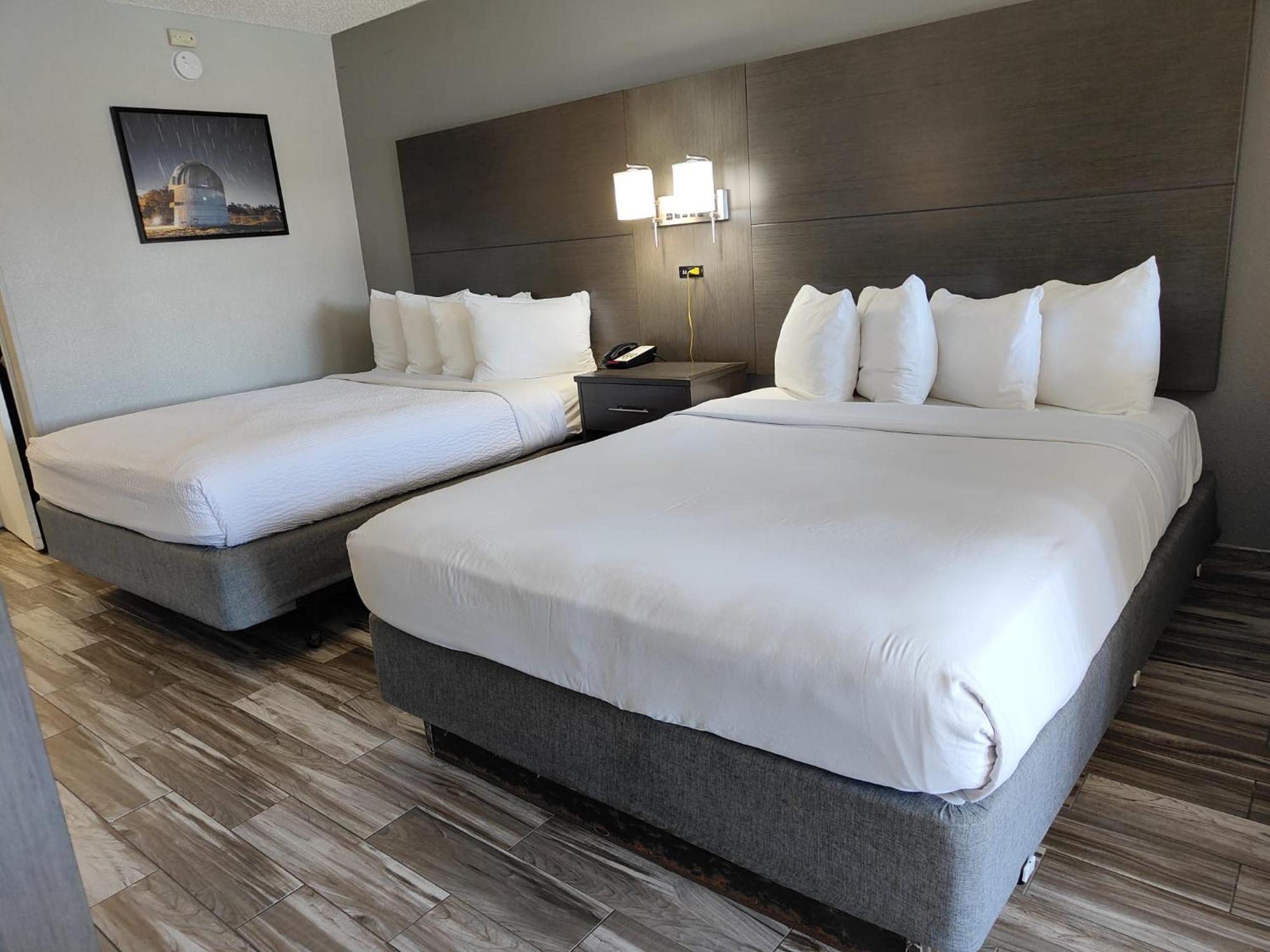 Baymont By Wyndham Orlando East Hotel
