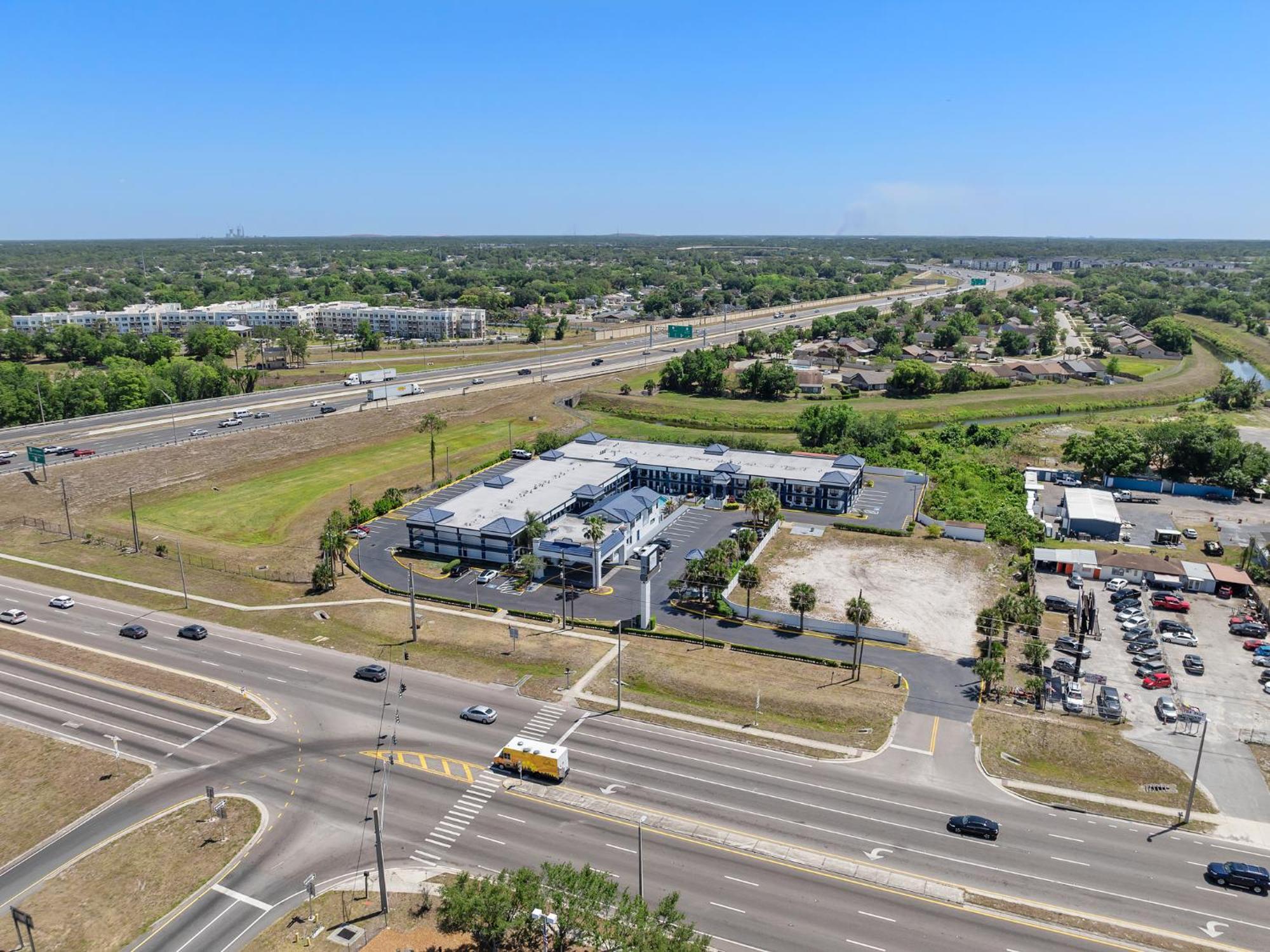 Hotel Baymont By Wyndham Orlando East