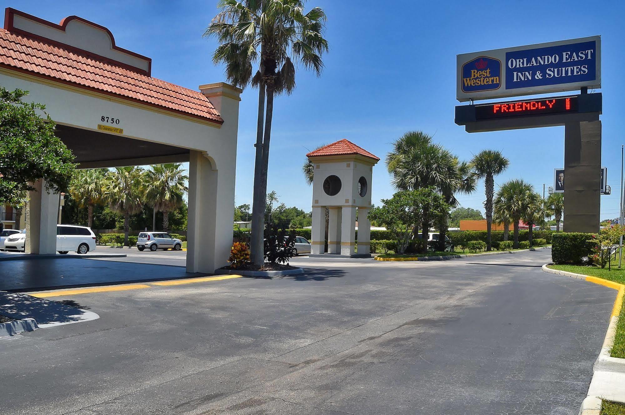 Hotel Baymont By Wyndham Orlando East