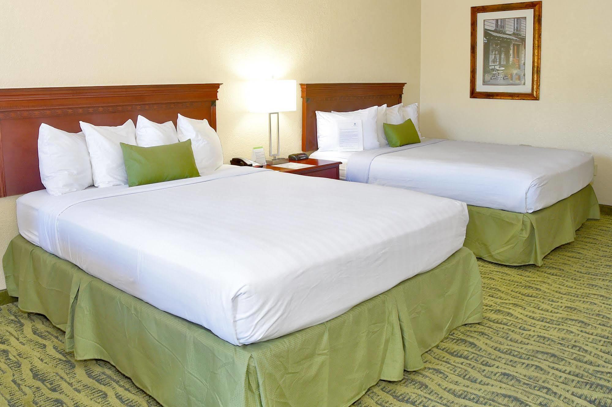 Baymont By Wyndham Orlando East Hotel Alafaya