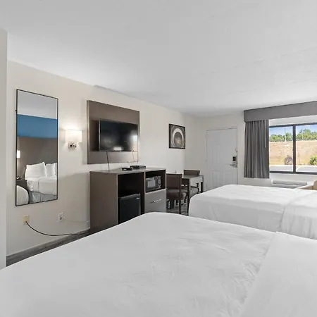 Baymont By Wyndham Orlando East Hotel Alafaya Exterior photo
