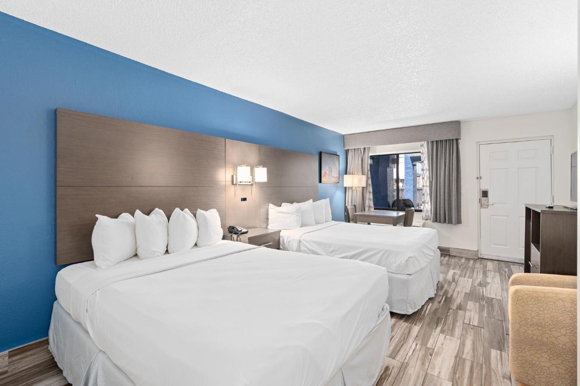 Baymont By Wyndham Orlando East Alafaya