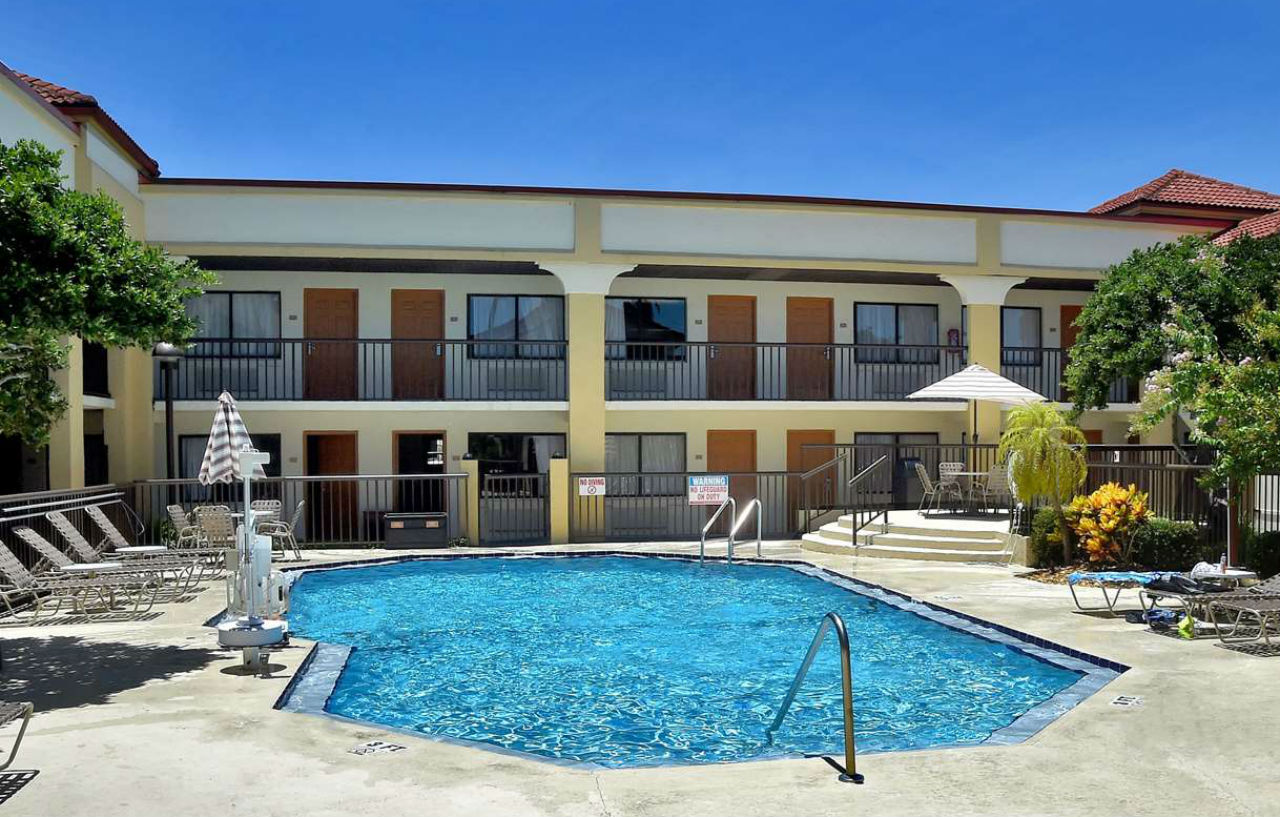 Baymont By Wyndham Orlando East Alafaya