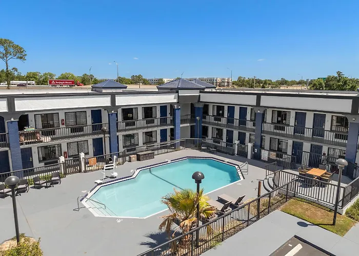 Best Western Orlando East Inn&Suites
