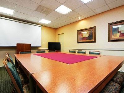 Hotel Western Orlando East Inn&suites 3*
