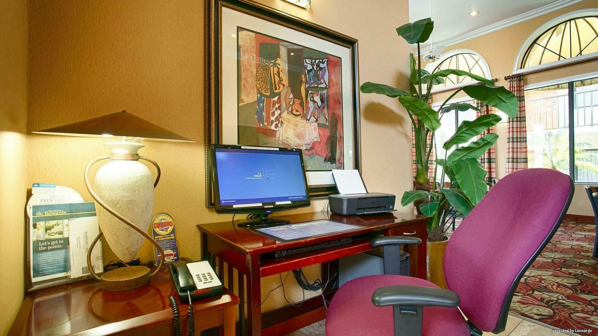 Western Orlando East Inn&suites